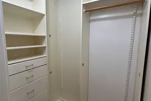 1115 W 22 1/2 St, Austin, TX 78705 - Photo 22