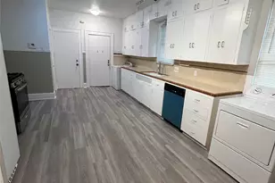 1115 W 22 1/2 St, Austin, TX 78705 - Photo 16