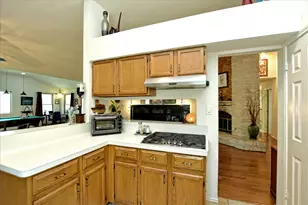 1002 W Noton St, Pflugerville, TX 78660 - Photo 16