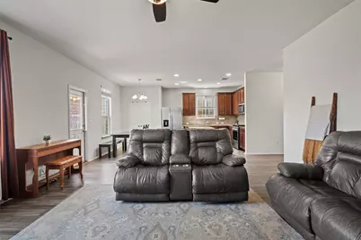 11816 Jackson Falls Way, Manor, TX 78653 - Photo 10