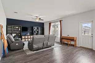 11816 Jackson Fls Wy, Manor, TX 78653 - Photo 6