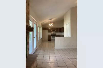2002 Ridgetop Drive, Round Rock, TX 78664 - Photo 4