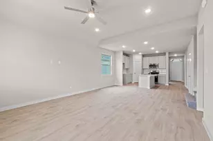 103 Mandeville Dr, Hutto, TX 78634 - Photo 8