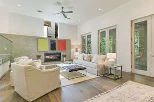 1107 W 31st St, Austin, TX 78705 - Photo 4