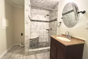 4503 E Stassney Ln, Austin, TX 78744 - Photo 8