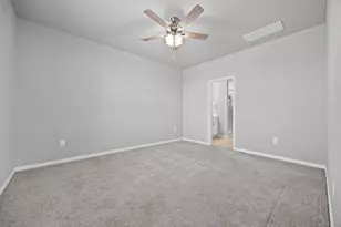 142 Goosewinged Dr, Kyle, TX 78640 - Photo 12