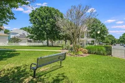 2817 Kinney Oaks Court, Austin, TX 78704 - Photo 32