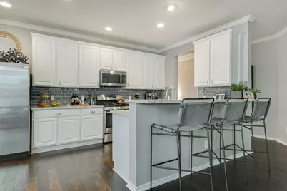 2817 Kinney Oaks Court, Austin, TX 78704 - Photo 10