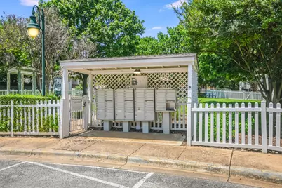 2817 Kinney Oaks Court, Austin, TX 78704 - Photo 34