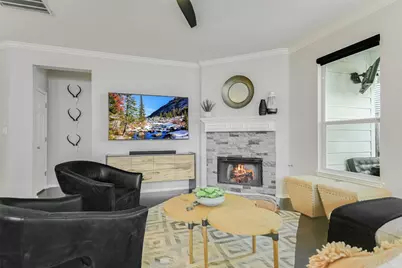 2817 Kinney Oaks Court, Austin, TX 78704 - Photo 6