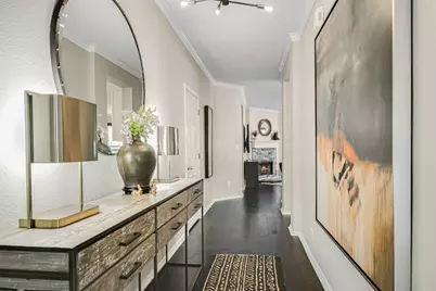 2817 Kinney Oaks Court, Austin, TX 78704 - Photo 4