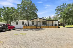 485 Bridgestone Ct, Lockhart, TX 78644 - Photo 2