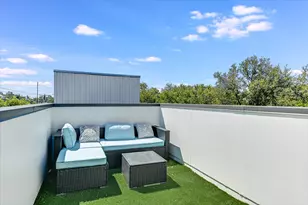 1300 Navasota St, Austin, TX 78702 - Photo 22
