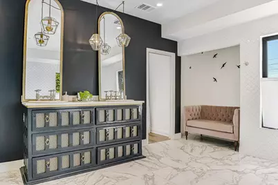 1300 Navasota Street, Austin, TX 78702 - Photo 16