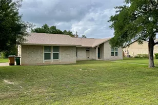 8704 Black Oak St, Austin, TX 78729 - Photo 2