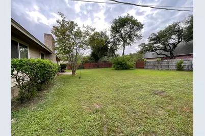 8704 Black Oak Street, Austin, TX 78729 - Photo 4