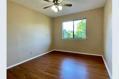 8905 Bridgewood Trail, Austin, TX 78729 - Photo 22