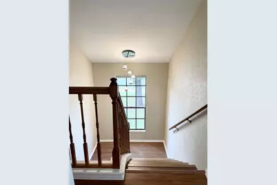8905 Bridgewood Trail, Austin, TX 78729 - Photo 24