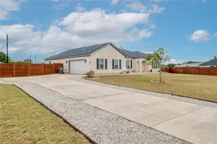 9812 Southshore Dr, Salado, TX 76571 - Photo 2