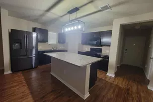 213 Camellia Dr, Hutto, TX 78634 - Photo 12