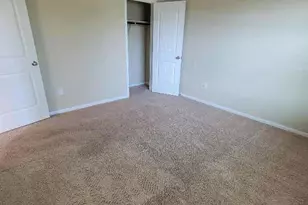 213 Camellia Dr, Hutto, TX 78634 - Photo 18