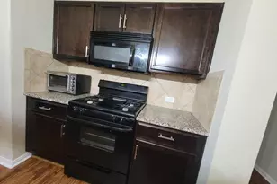 213 Camellia Dr, Hutto, TX 78634 - Photo 8