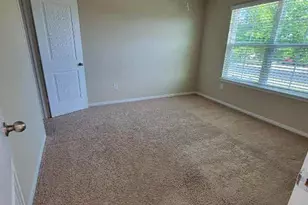 213 Camellia Dr, Hutto, TX 78634 - Photo 4