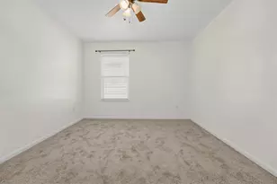 132 Denton Dr, Hutto, TX 78634 - Photo 14
