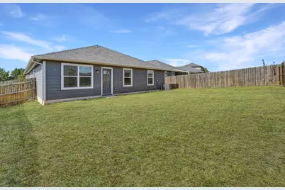 132 Denton Drive, Hutto, TX 78634 - Photo 32