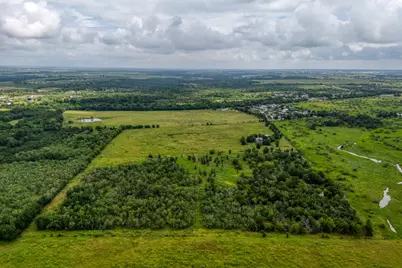 18101 Littig Road, Elgin, TX 78621 - Photo 4