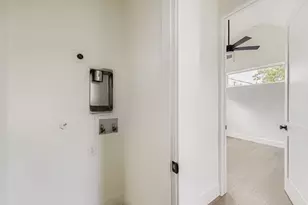 4712 S Forest Dr, Austin, TX 78745 - Photo 22