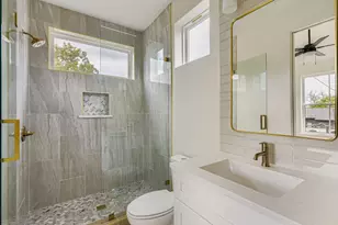 4712 S Forest Dr, Austin, TX 78745 - Photo 20