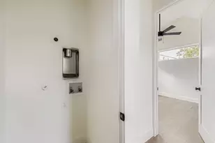 4712 S Forest Dr, Austin, TX 78745 - Photo 26