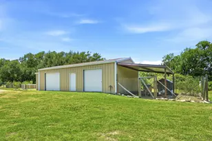 450 Co Rd 204, Liberty Hill, TX 78642 - Photo 34