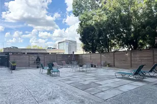 1800 Lavaca St, Austin, TX 78701 - Photo 14