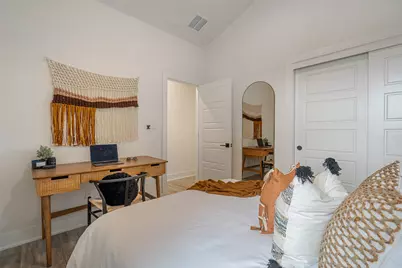 21202 Boggy Ford Road #6, Lago Vista, TX 78645 - Photo 20