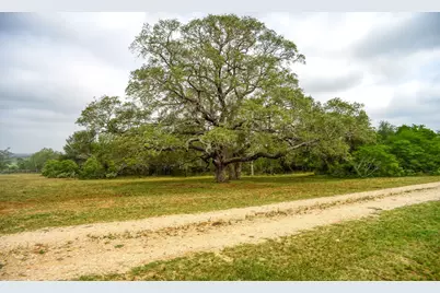 323 Cr 446, Gonzales, TX 78629 - Photo 1