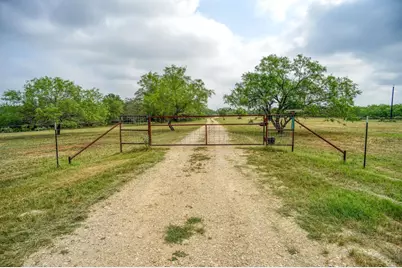323 Cr 446, Gonzales, TX 78629 - Photo 22