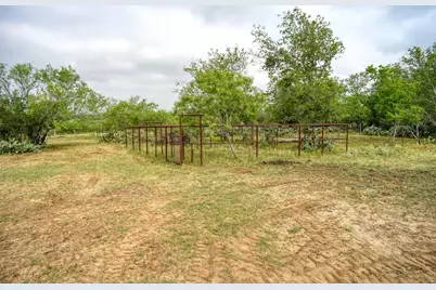 323 Cr 446, Gonzales, TX 78629 - Photo 32