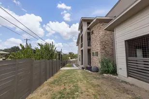 1814 Maple Ave, Austin, TX 78702 - Photo 34