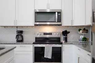 524 Palmer Dr, Point Venture, TX 78645 - Photo 10