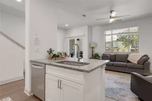 524 Palmer Dr, Point Venture, TX 78645 - Photo 6