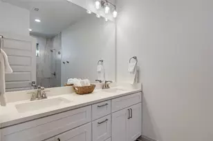 524 Palmer Dr, Point Venture, TX 78645 - Photo 22