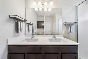 137 Hematite Ln, Jarrell, TX 76537 - Photo 20