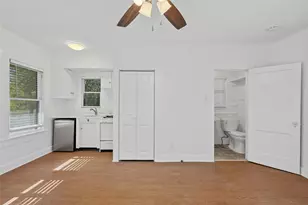 2201 Leon St, Austin, TX 78705 - Photo 4