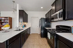 2209 Nestlewood Dr, Austin, TX 78754 - Photo 6