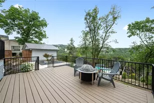 2711 Trail Of Madrones St, Austin, TX 78746 - Photo 24
