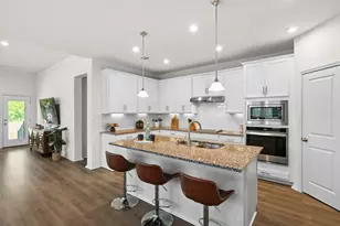 211 Brookside St, Hutto, TX 78634 - Photo 6