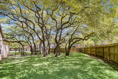 10030 Estancia Lane, Austin, TX 78739 - Photo 20