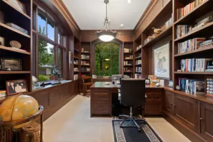 4625 Rockcliff Rd, Austin, TX 78746 - Photo 10